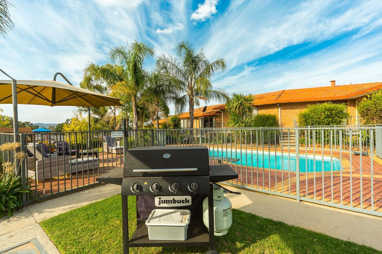 Hume Country Motor Inn Albury Extérieur photo