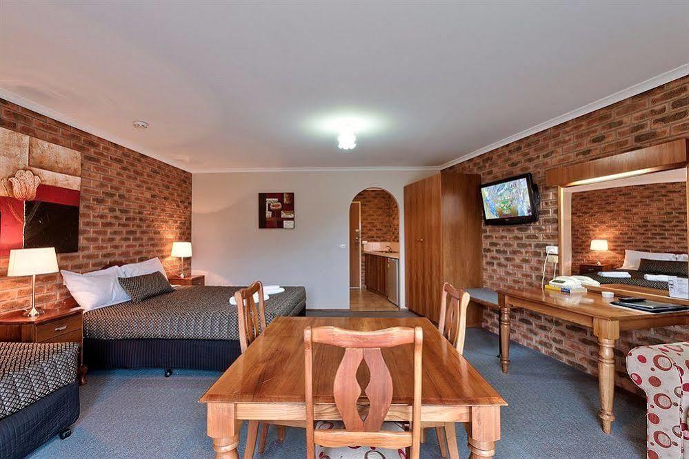 Hume Country Motor Inn Albury Extérieur photo